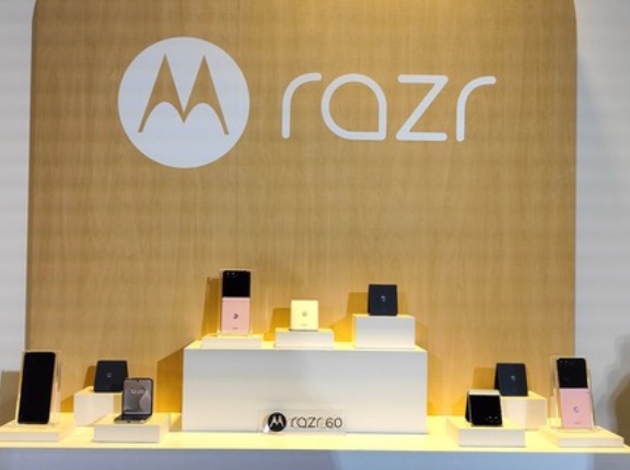 未発表な次期フォルダブルスマホ「motorola razr 70」と「motorola razr 70 ultra」が各認証を通過！型番はXT2657とXT2655に