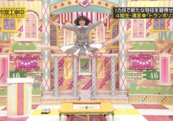 【衝撃】ここまで開く？！ 清宮レイ、体柔らかすぎだろｗｗｗｗｗ