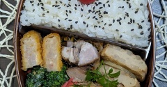 スペアリブは柔らかさは圧力鍋の勝ちでした～夫のお弁当297