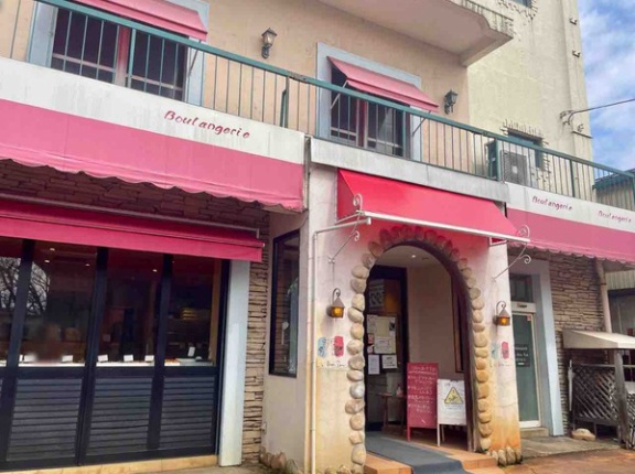 今年も始まる！美味しいパンをお得にゲット！今朝白にある人気ベーカリー『La BonTon（ラ・ボントーン）』で『春パン祭』開催！3月27日〜29日。