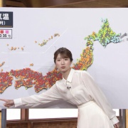 透け透け！！　安藤萌々アナ