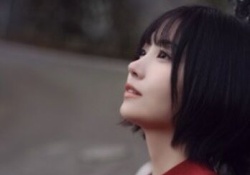 【朗報】中西アルノさん、推定Dカップのニット膨らみを披露！！！！！！