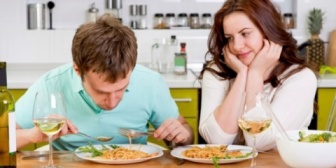 同棲してる彼氏に手料理が美味しくないと言われてショックだったけど、彼氏の舌が変なだけだったわ