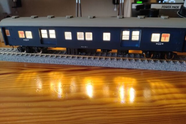 クローゼットの中の鉄道模型 - HOゲージ 客車
