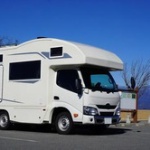 キャンピングカー買わないやつってアホなの？