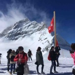 マスター・ツートンのちょっと天使な添乗員の話