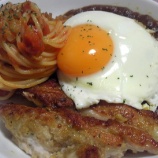 『トルコ風ライスと焼きおむすび』の画像