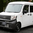 【画像】ホンダ斬新「“1人乗り”軽自動車」！ 「めちゃ広ッ車内空間」　どうですか？