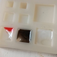 息子が育てるオクラの収穫！と、鶴のイメージ翼つくりました。