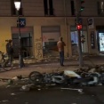 【悲報】おフランスのパリの街さん、ほんのりスラム街感が漂い始める