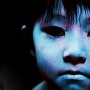 【恐怖画像】約20年前のホラー映画『呪怨』、とある心霊現象シーンが現在は「最高の幸せにしか見えない」と羨ましがられてしまうｗｗｗｗｗ