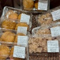 知ってます？赤いご飯のお稲荷さんに、黒いご飯の赤飯があたりまえ！津軽の食文化は、あれもこれも、とにかく一味違うのだ。