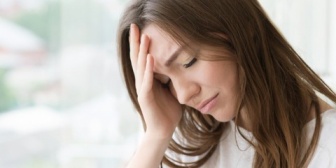 友人と遊ぶ約束した日の直前に「ごめんその日仕事入った」と連絡、これが2回連続であって嫌になったので無期限延期を提案したら何故かキレられた…