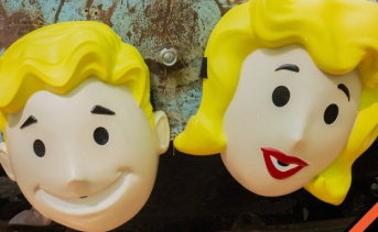 「Vaultボーイ」と「Vaultガール」のハロウィンマスクがいよいよ予約開始！