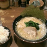 『一刀家茅場町店 豚骨醤油ラーメン』の画像