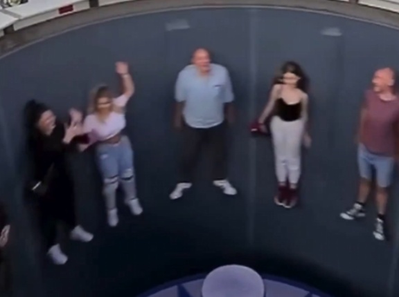 【怖すぎ】トルコの遊園地にある『ゼログラビティ』という遊具で29歳男性が投げ出され死亡