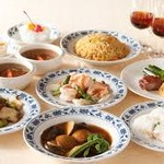 彼らが日本で豪遊できるワケ　「1900円のランチ？安いね」の現実