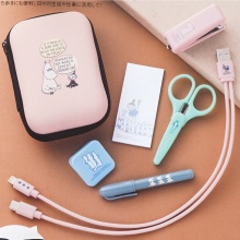 【速報】In Red (インレッド) 2026年 1・2月合併号 《特別付録》 1.MOOMIN [ムーミン] ミニミニ文具セット 2.ローラ アシュレイ 2026年カレンダー