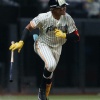 プラスワン最多得票の男・日本ハムの水谷瞬が先頭弾！楽天・古謝の初球を捉える