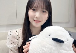 【朗報】鈴木佑捺さん、色素が白すぎてしまう【画像】
