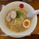 -1899杯目- ららら…うふふ…同窓会「うふふ らーめん」の"白豚骨らーめん"@佐賀