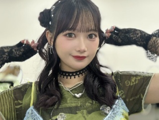 【悲報】里吉うーたん(里吉うたの　BEYOOOOONDS)さん、ブログでコスメの話しかしないからおっさんヲタからのコメント減って嘆くwwwwwwwwwwwwwwwwwwwwwww