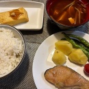 暑さボケ？＆塩鮭のレモンかけジャガイモ添え