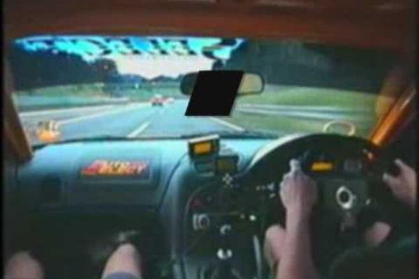 日本人がrx7で高速をぶっ飛ばす映像に衝撃 海外の反応 海外反応 I Love Japan