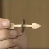 この五円玉にこの木の矢どうやって入れたんだよｗｗｗｗｗｗｗ