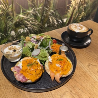 【心斎橋】まだ食べログにも載ってない素敵カフェオープン　～Heumoot Coffee Roasters