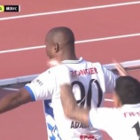 『「後半だけで4得点❕」横浜FC 前半2点のビハインドも逆転！FWアダイウトンの2ゴールなど4得点‼神奈川ダービーで相模原に2-4で勝利』の画像