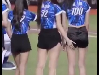 【動画】台湾チア、エッチなセクハラの決定的瞬間wwwwwwwww