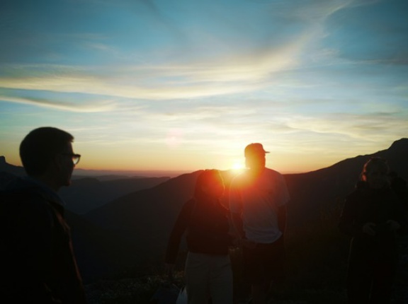 知人から、そろそろ山に行こう♪と誘いがあった。コース、スケジュール、装備は俺。