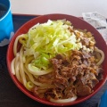 暑い季節には、冷たい吉田のうどん