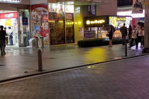 フラバーのふらふらアニメ聖地巡礼 3d彼女 リアルガール