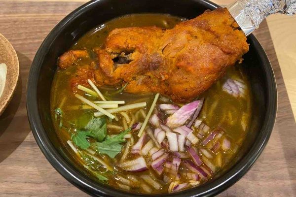 大阪 福岡カレーステーション カレーラーメン