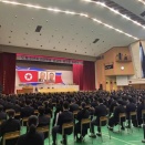 日本にある朝鮮学校の卒業式の写真が話題に！　海外の反応。