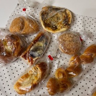 今日の朝ごぱんとかなりお得度高めのおまかせパンセット