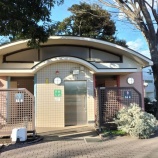『世田谷区立羽根木公園 花壇横トイレ』の画像