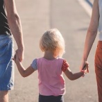 【大拡散】「親権なんて名前にするから欲しがるんだよ。○○って言い換えれば放棄するだろ」→離婚後の親権争いに一石を投じる投稿が話題に