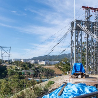 安威川ダムに作ってるアクティビティ施設「GRAVITATE OSAKA(GODA BRIDGE)」の開業が延期されたみたい。2025年春予定
