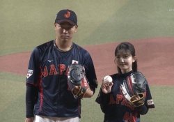 【悲報】久保の『婚活』を見守ることしかできないという事実
