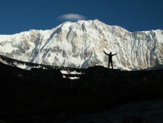 来週誰か一緒に登山しないか？
