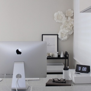 壁面が簡単にオシャレになる 空間を広く見せる フランフランのウォールフラワーの配置アイデア Lovehome 収納 インテリア Powered By ライブドアブログ