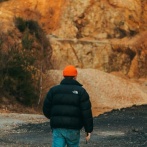 若者「ノースフェイスのダウン着てます！」二万くらいやろなぁ