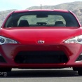 【海外の反応】トヨタ86は優れたドライバーズカーだった！