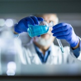 ひょんなキッカケでとんでもない成果になった化学の発見