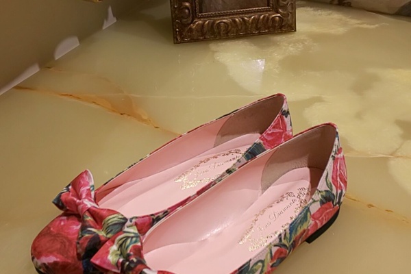 ジーザスディアマンテ大阪店