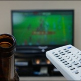 彡()()「ああああテレビの音量偶数にしなきゃ・・偶数に・・・」