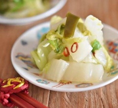 【漬け込み時間はわずか10分】レンジ調理で簡単！早い！白菜の浅漬けの作り方